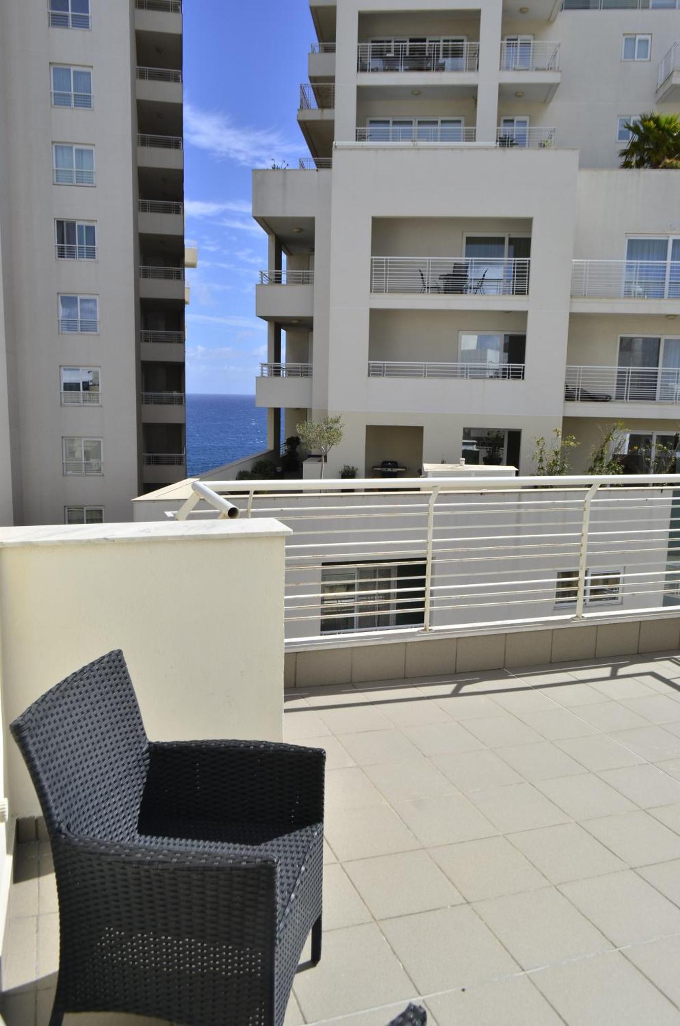 Best Location In Sliema Luaran gambar